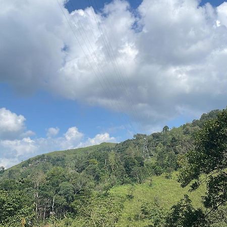 Crystal Resort Badulla Buitenkant foto